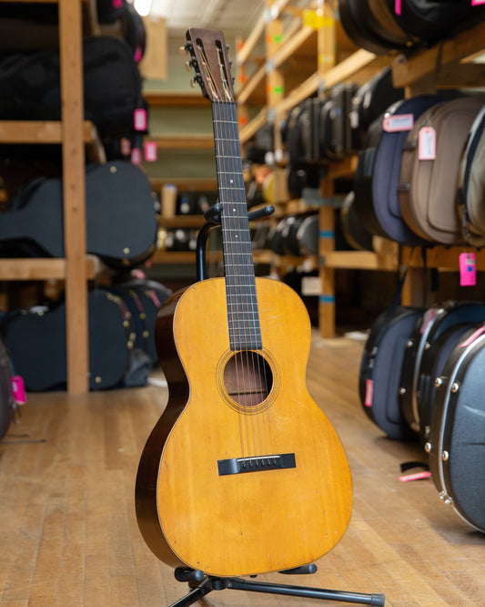 Showroom photo of Front of 1928 Martin 000-18 Acoustic