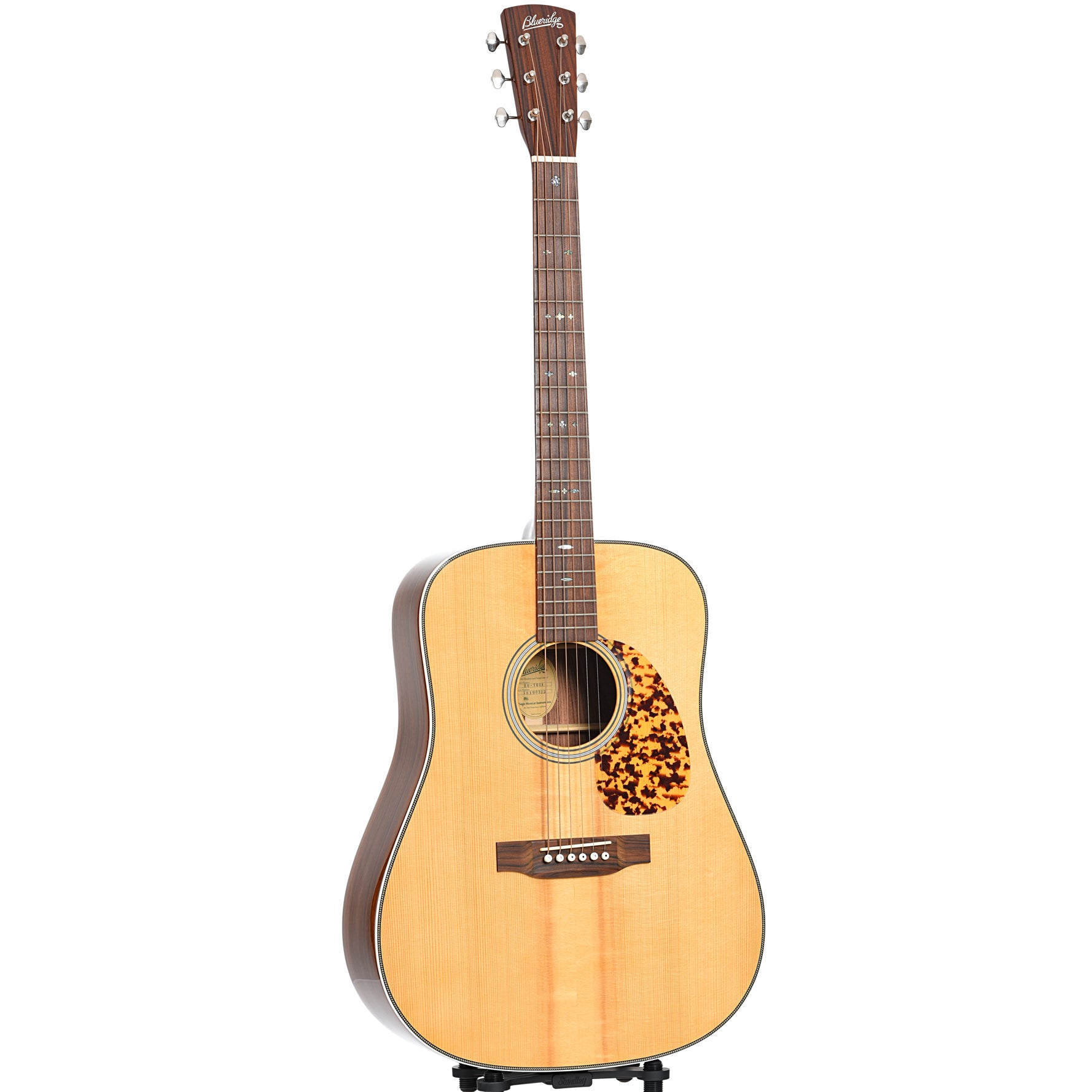 Full front and side of Blueridge Historic Craftsman Series BR-180A Dreadnought Acoustic Guitar 