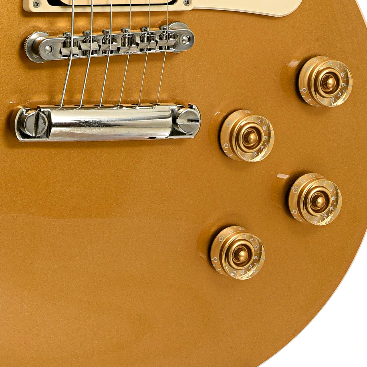 Bridge and controls of Gibson Les Paul Classic Electric Guitar