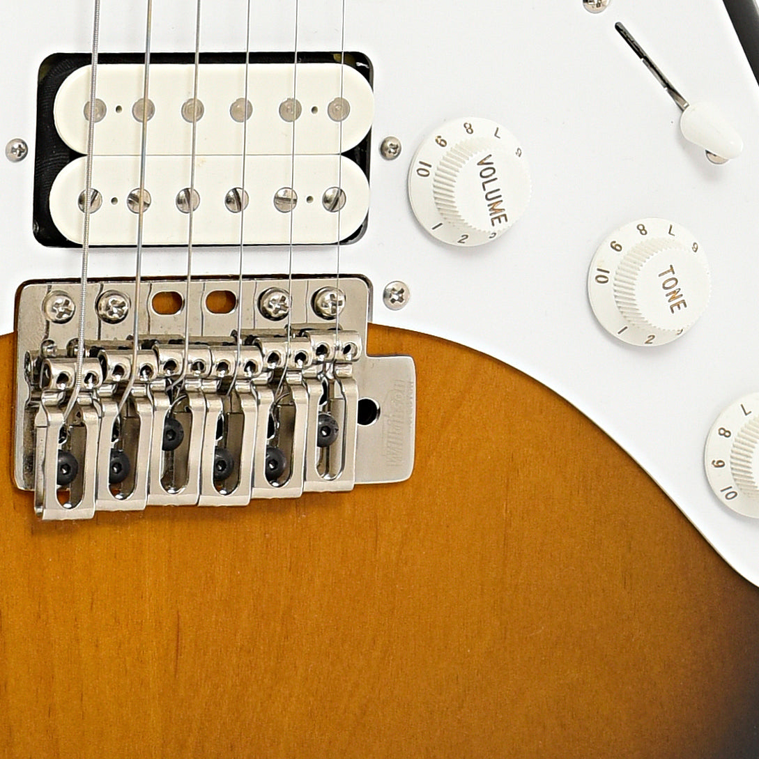 Bridge and controls of Ibanez Andy Timmons AT100CL Electric Guitar, Sunburst (2021)