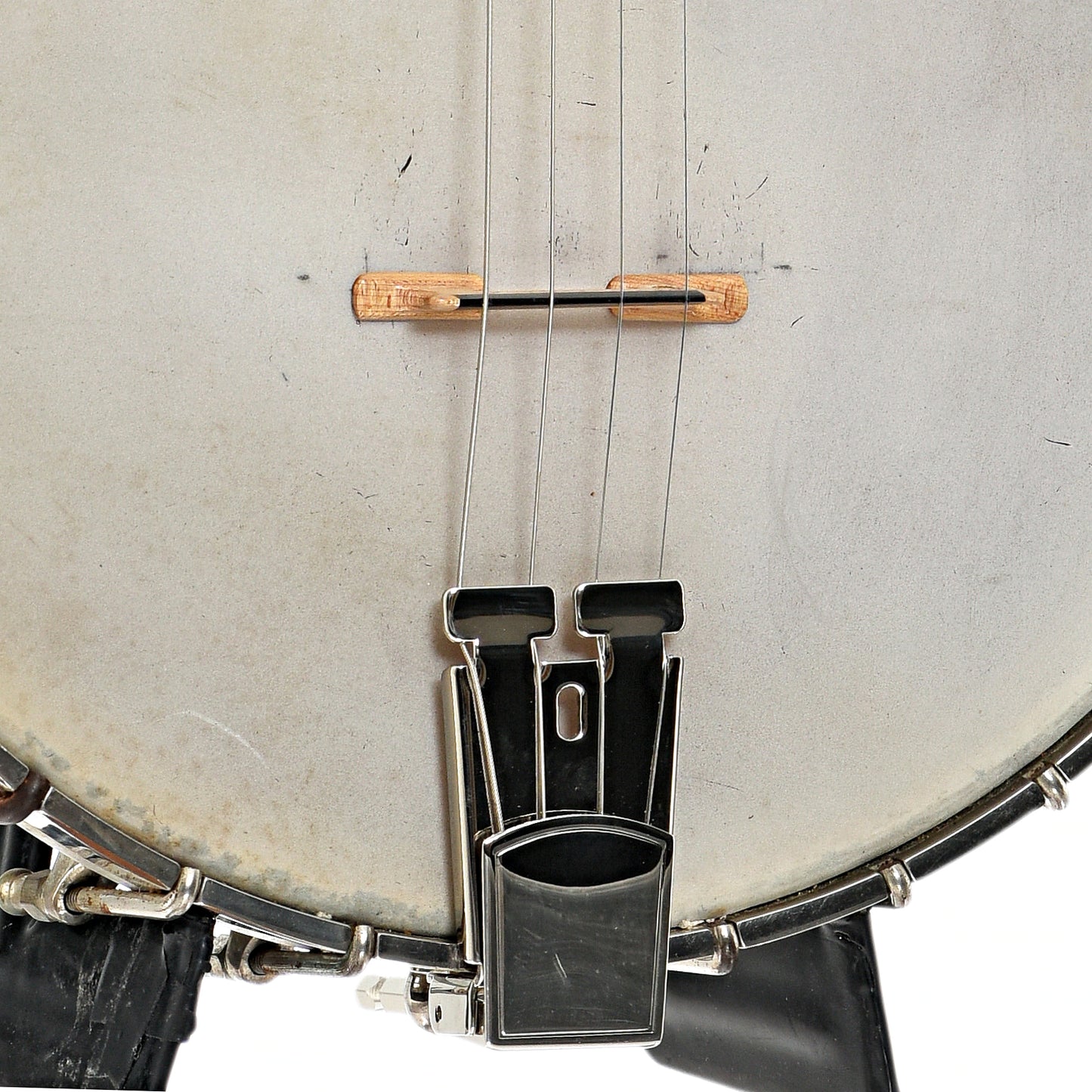 Tailpiece and bridge of Vega Tubaphone Style M Tenor Banjo (1923)