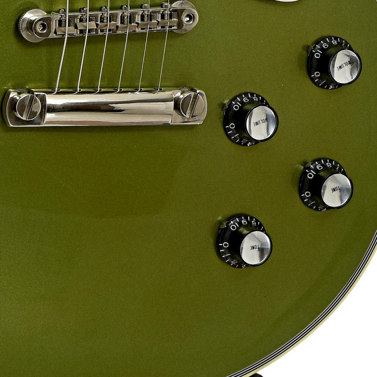 bridge and controls of Gibson Les Paul Custom '68 Reissue Electric Guitar