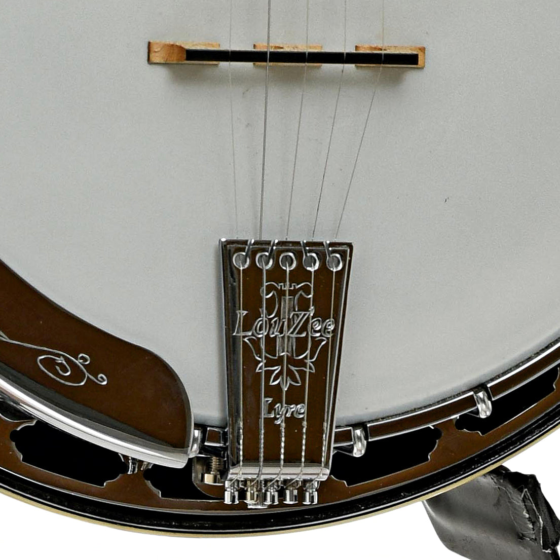 Bridge and tailpiece of Louzee / Hopkins Mike Longworth Resonator Banjo