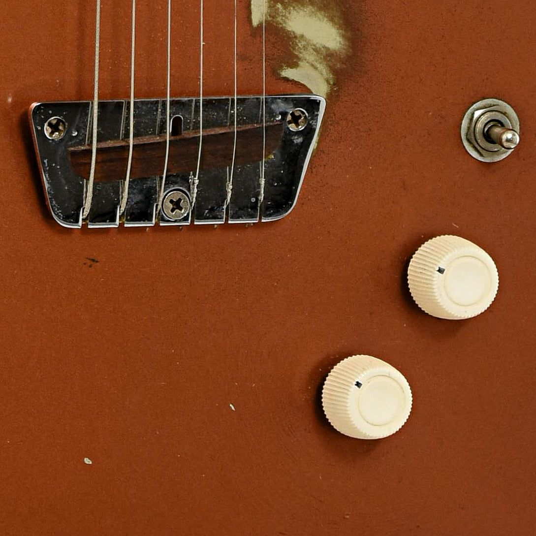 Bridge and controls of Silvertone U-1 1415 Electric Guitar 