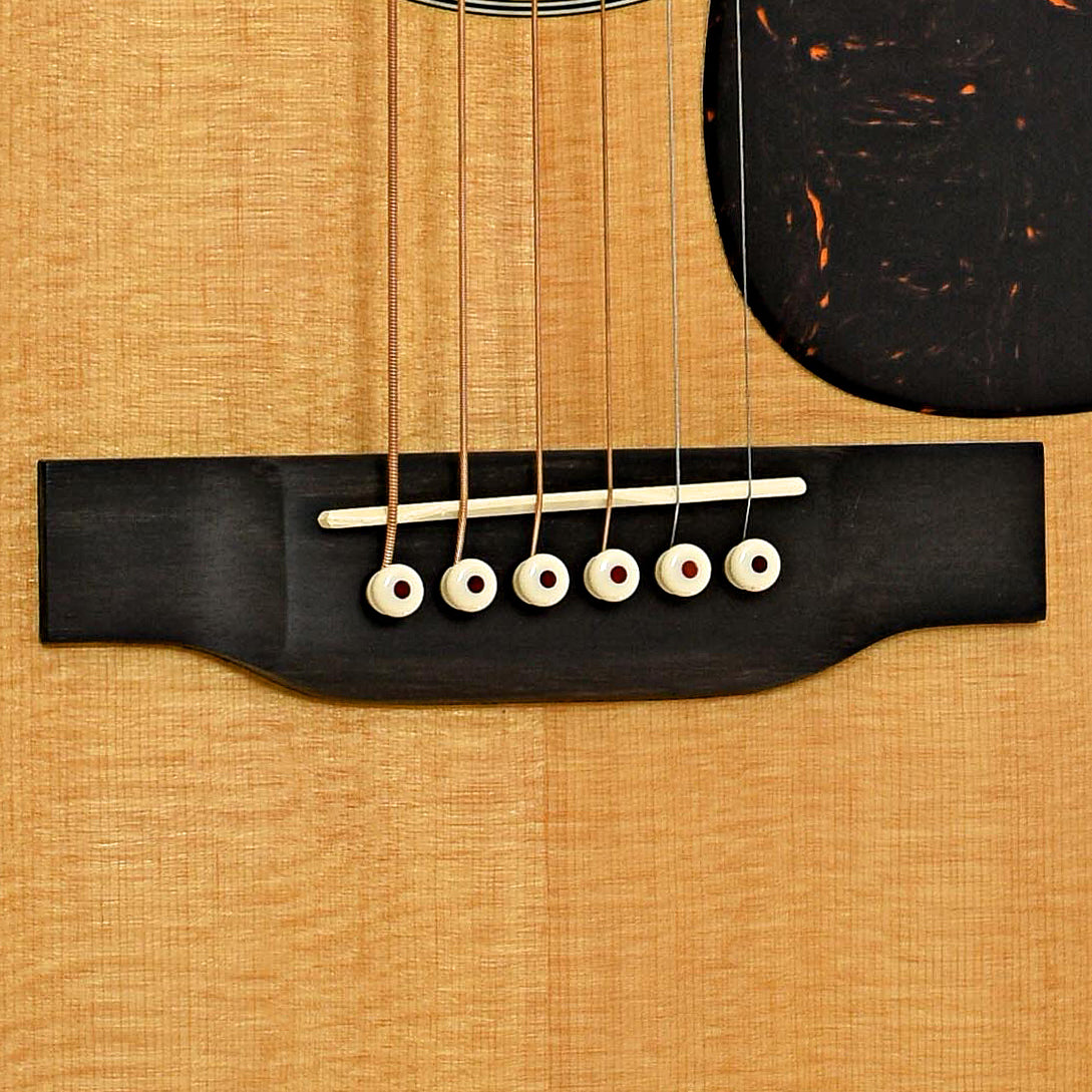 Bridge of Martin HD-28E Baggs Pickup