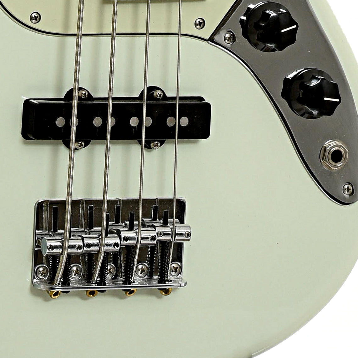 Bridge of Fender PJ Mustang Bass