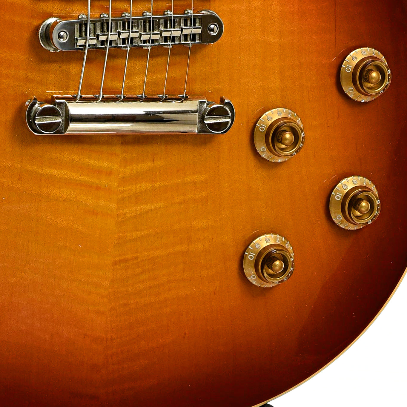 Bridge and controls of Gibson Les Paul Standard Plus