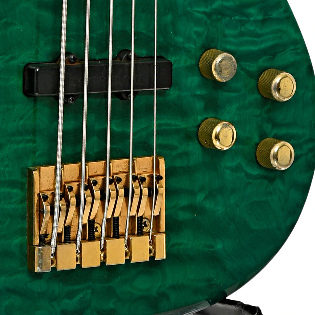 Bridge and controls of Carvin LB75 5-String Electric Bass