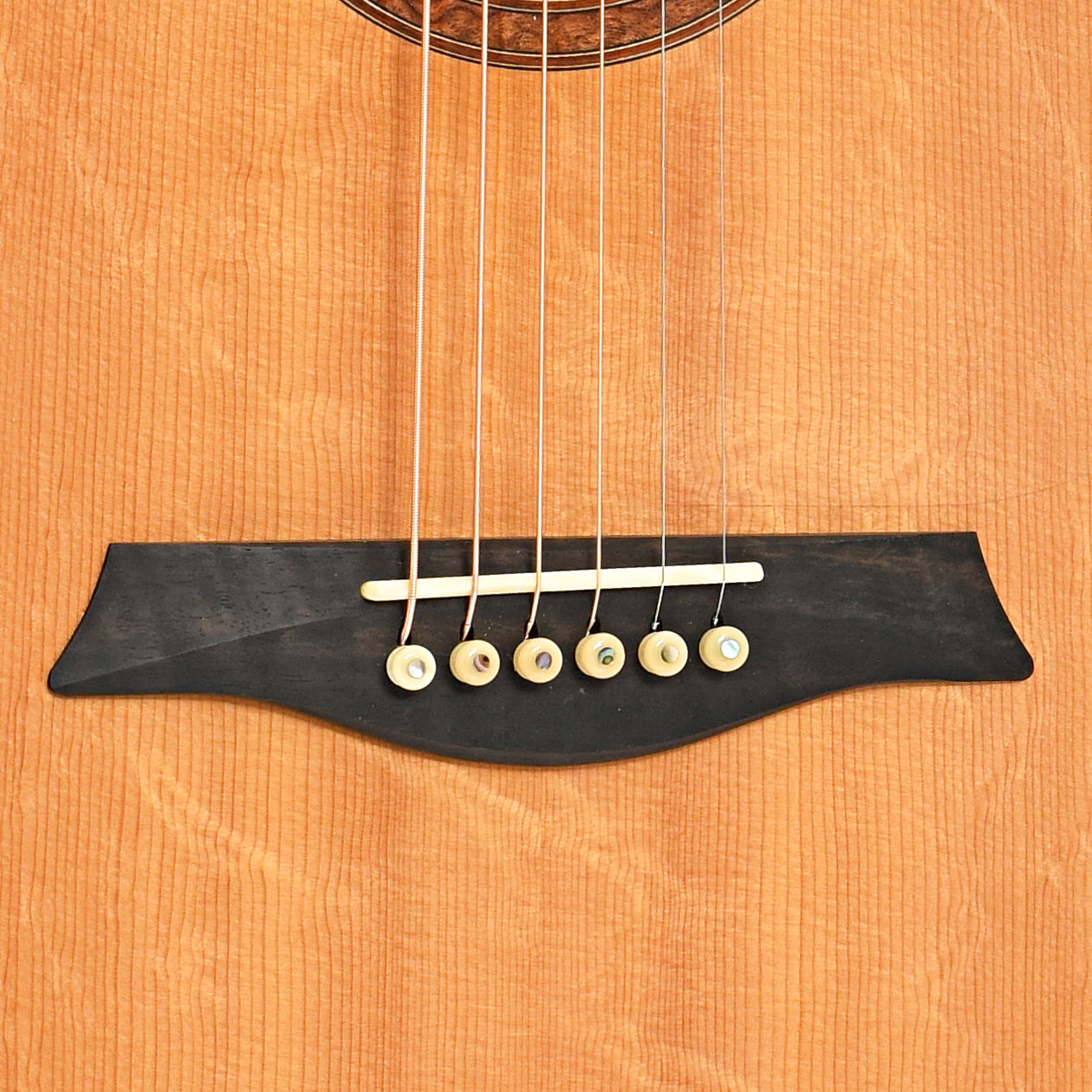 Bridge of Sergei de Jonge 000-Size Acoustic Guitar (2009)