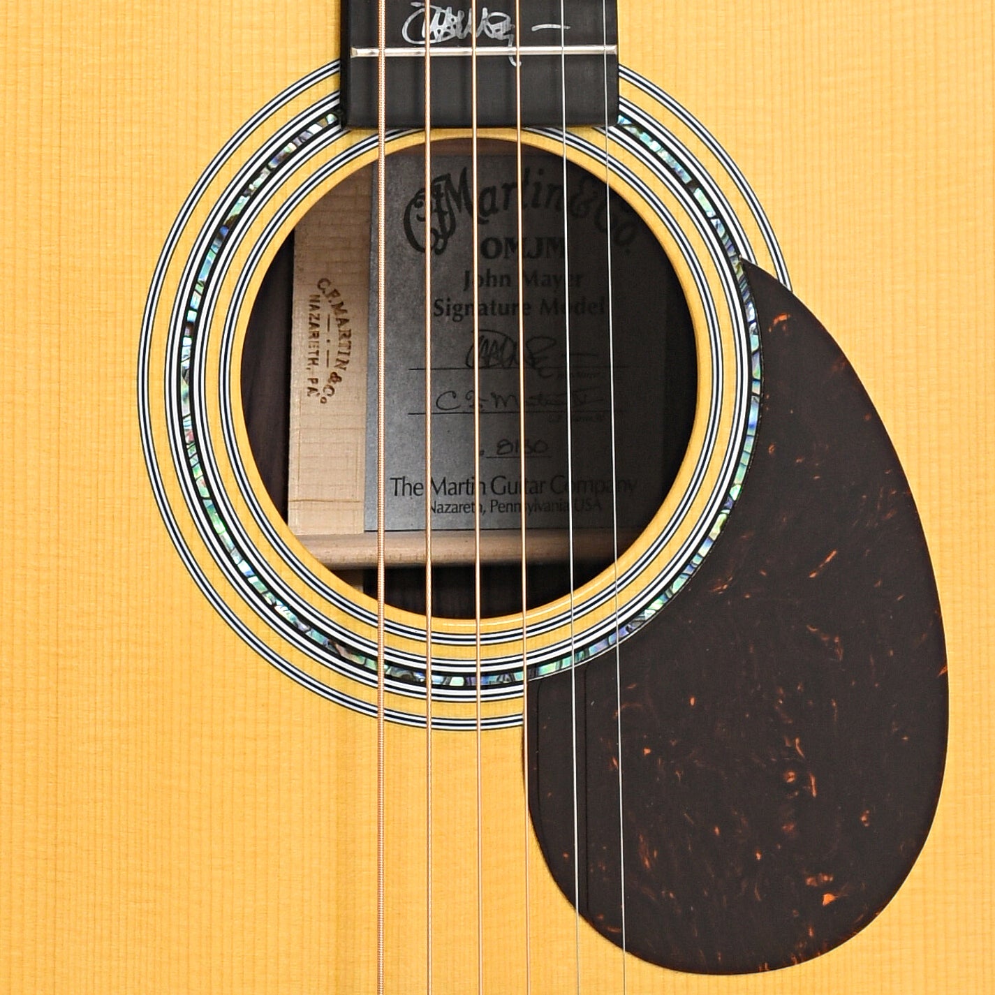 Martin OMJM John Mayer Signature Model Guitar & Case with Goldplus