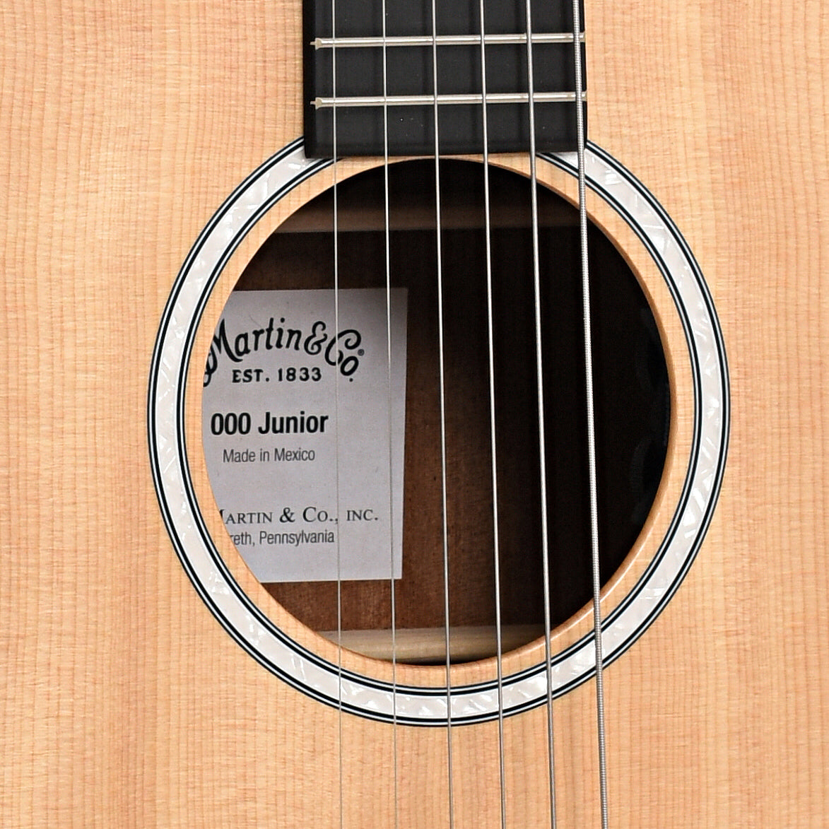 Sound hole of Martin 000CJr-10EL Lefthanded Cutaway 000 Junior 