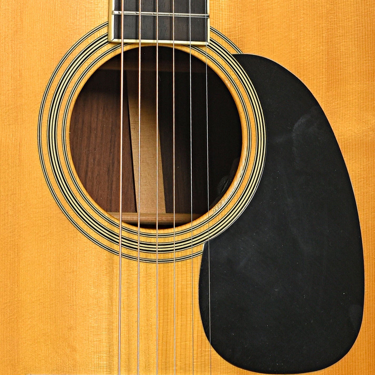 Sound hole of Martin D-35 Retro Acoustic Guitar (2017)