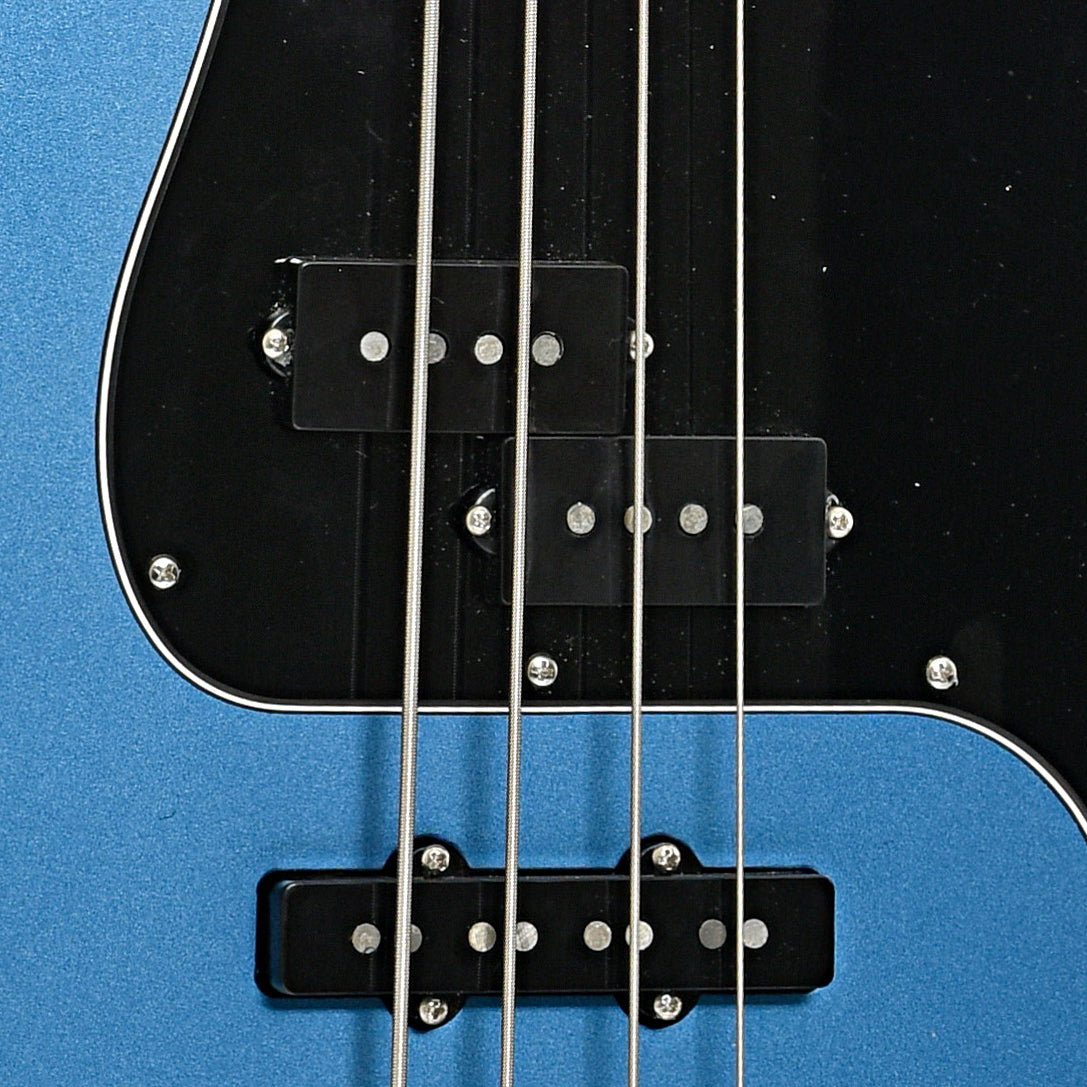 Pickups of Fender American Performer Precision Electric Bass