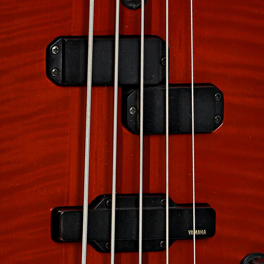 Pickups of Yamaha TRB5 Electric Bass 