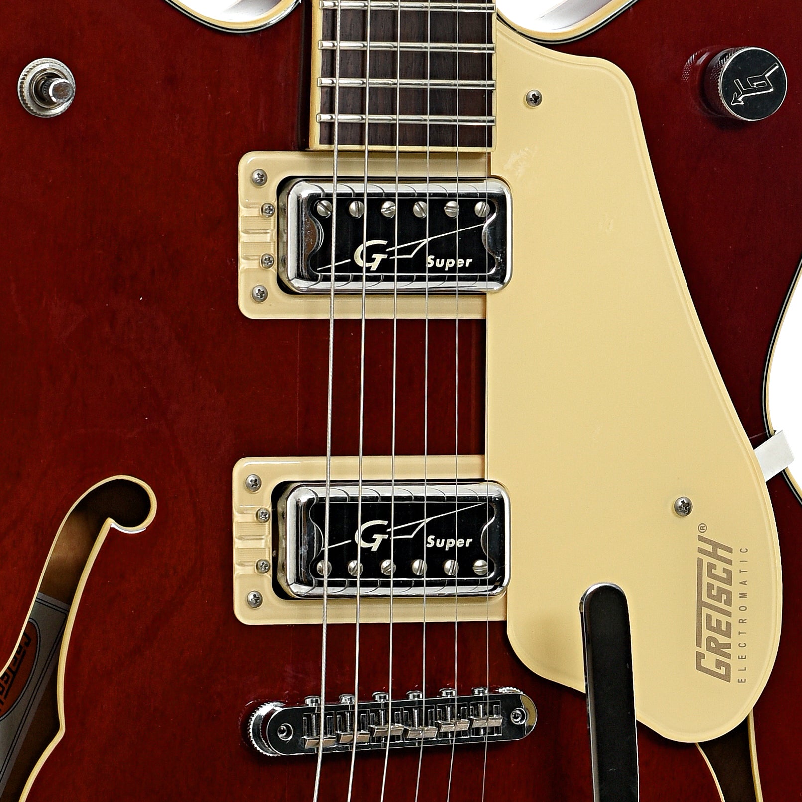 Bridge, pickups and pickguard of Gretsch G5622T