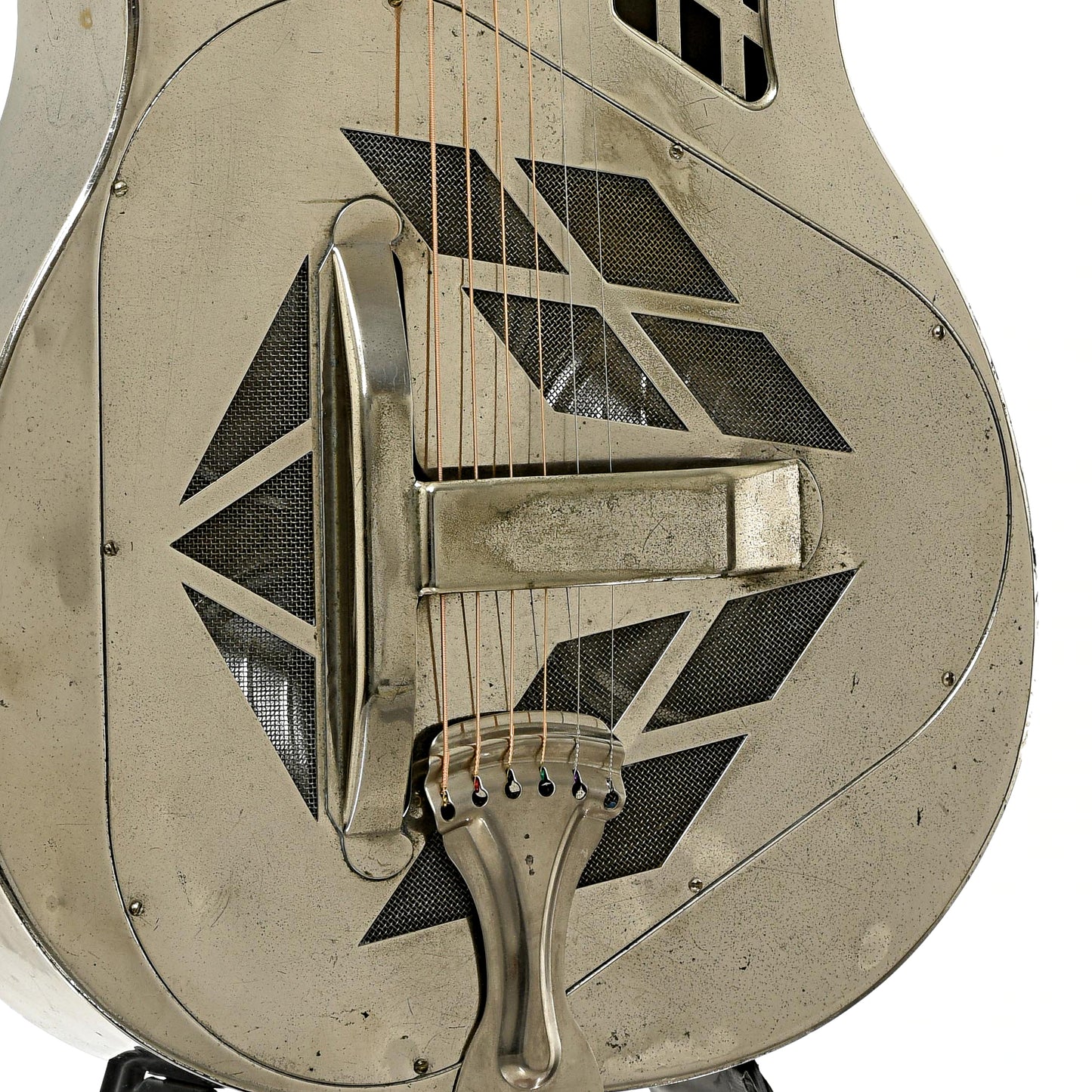 Coverplate and bridge of National Style 1 Tricone Roundneck Resonator Guitar