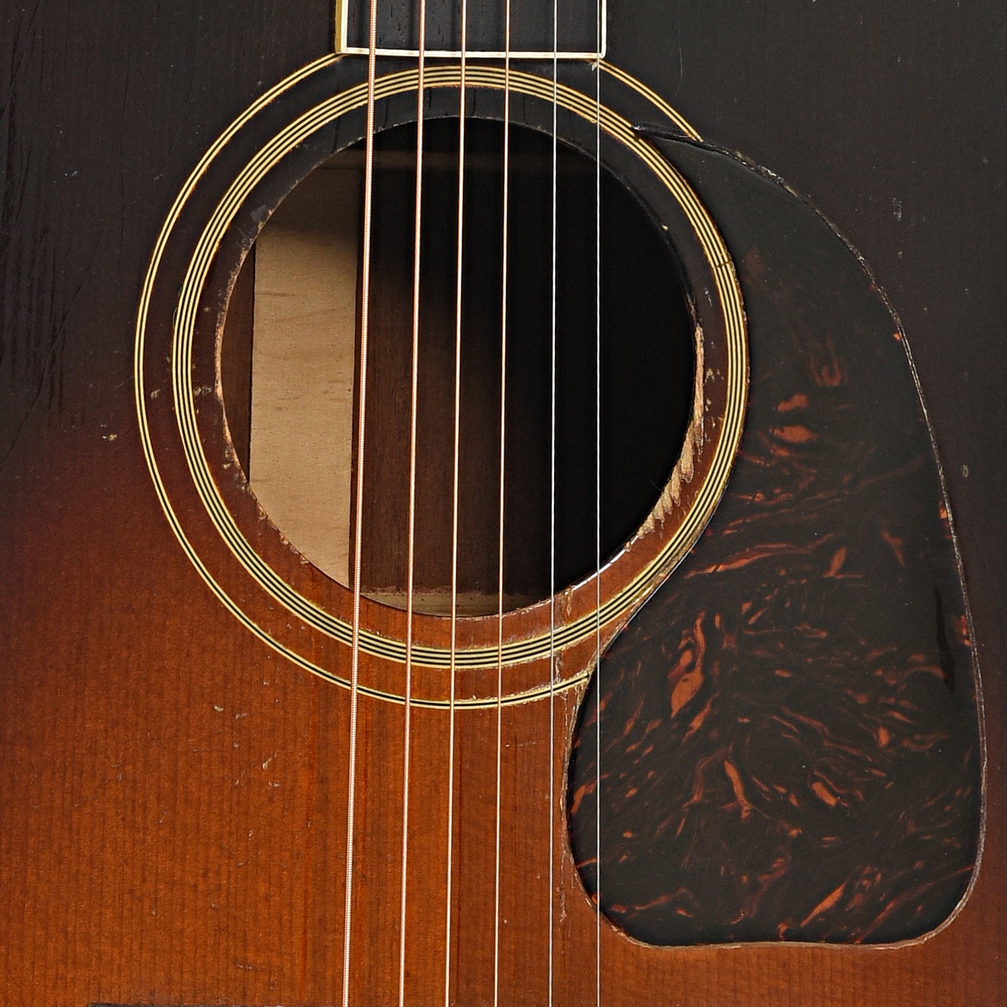 Sound hole of Gibson Southern Jumbo SJ Acoustic Guitar (1948)