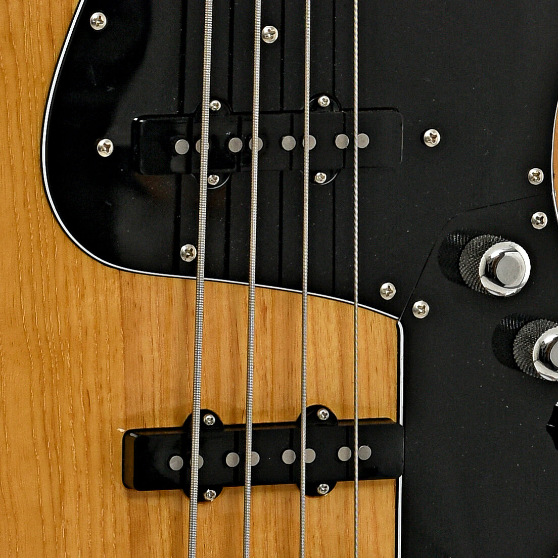 Pickups of Fender Marcus Miller Jazz Bass (c.2005)