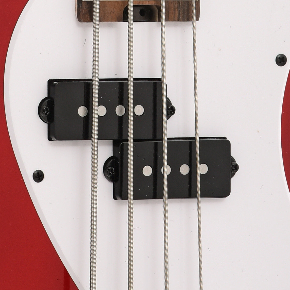 Pickups of Kala Solid Body U-Bass, Candy Apple Red