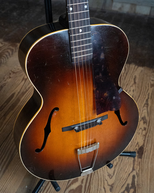 Showroom photo of Gibson L-50 Banner Archtop Acoustic Guitar (c.1946-47)