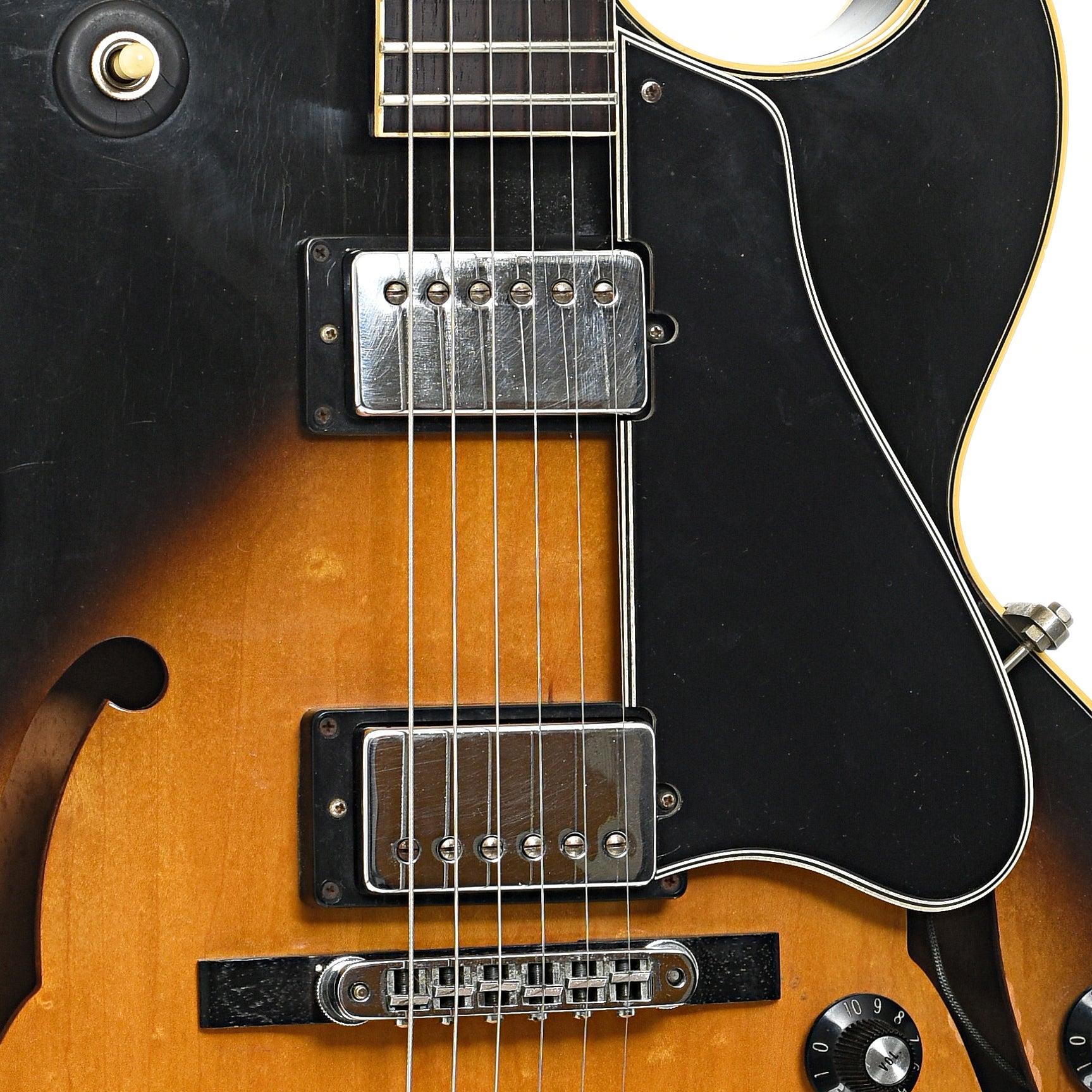 Bridge, pickups and pickguard of Gibson ES-175T Hollowbody Electric Guitar (1976)