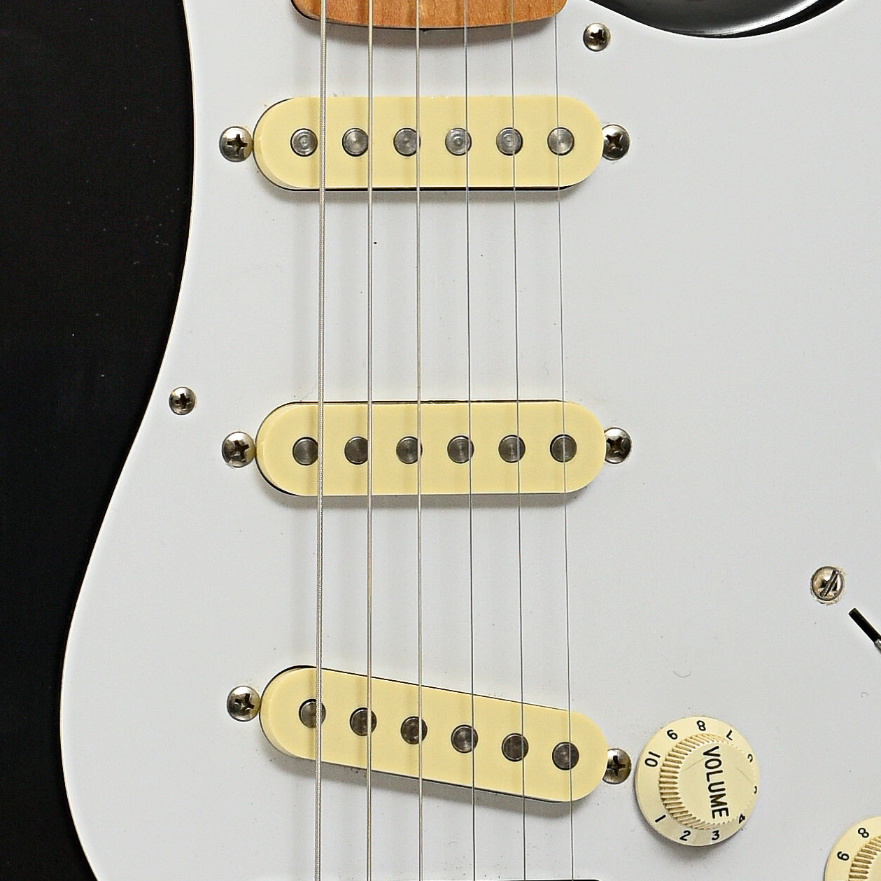 Pickups of Fender Stratocaster Standard Electric Guitar (c.1988)