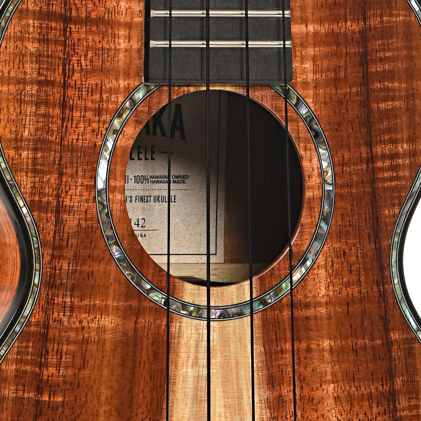 Sound hole of Kamaka HF-2 2DI Deluxe Concert Ukulele (2021)