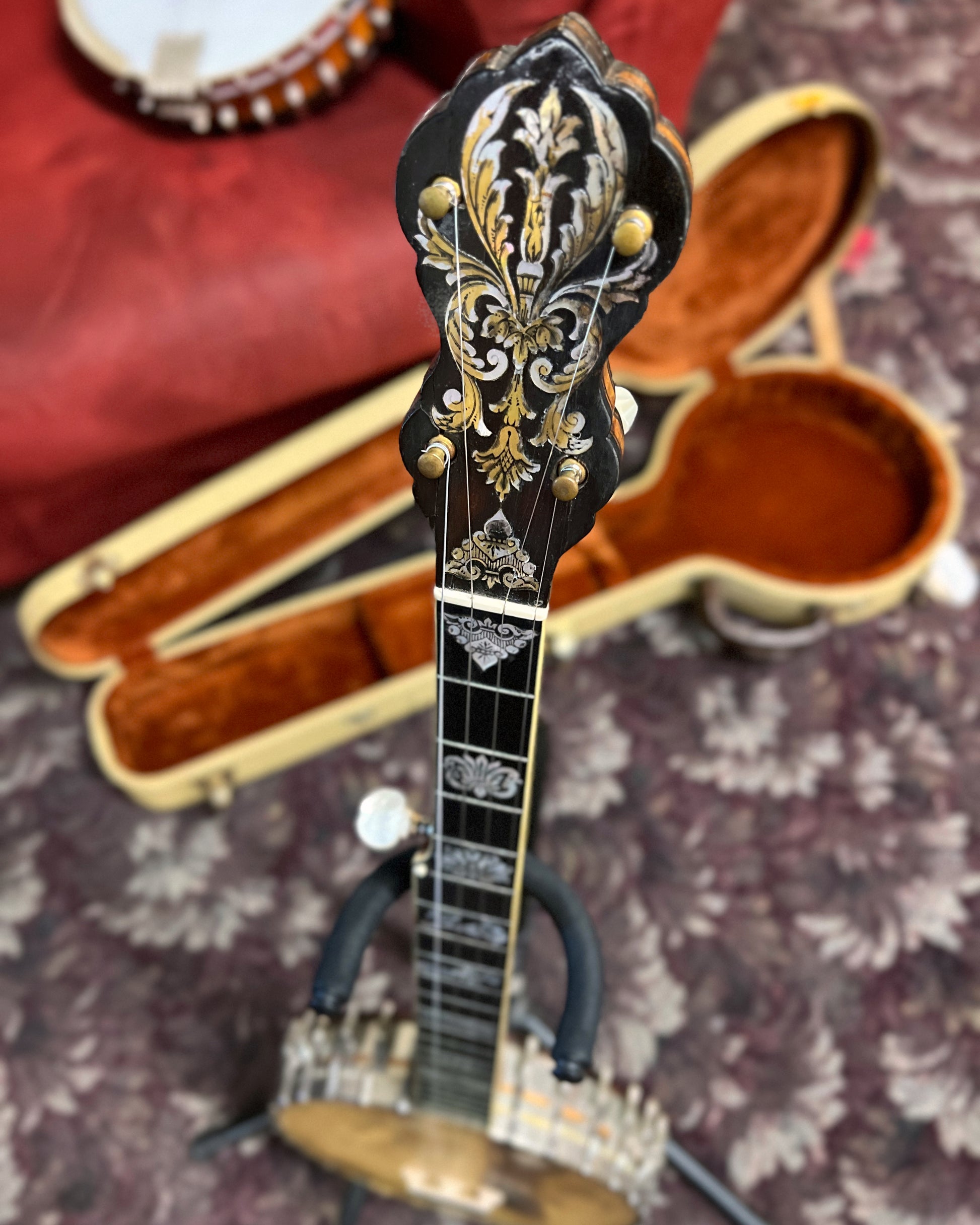 Showroom photo of Vega Fairbanks Whyte Laydie No.7  5-string Open Back Banjo (1908)