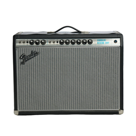 Front of Fender Vibrolux Reverb Custom