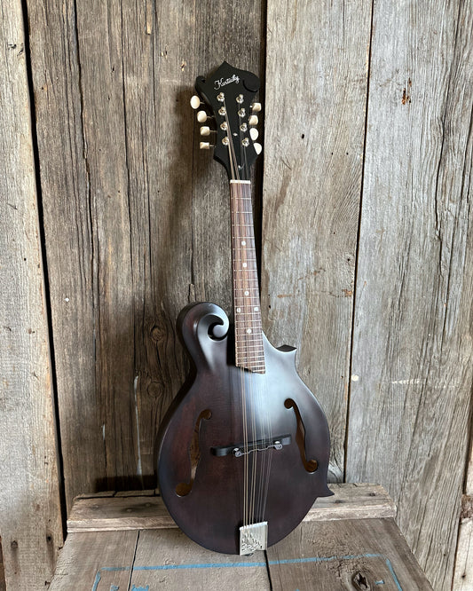 Showroom Photo of Front of Kentucky KM-606 F-Style Mandolin (2022)