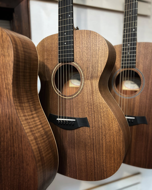 Showroom photo of Taylor Academy 22e Acoustic Guitar & Gigbag