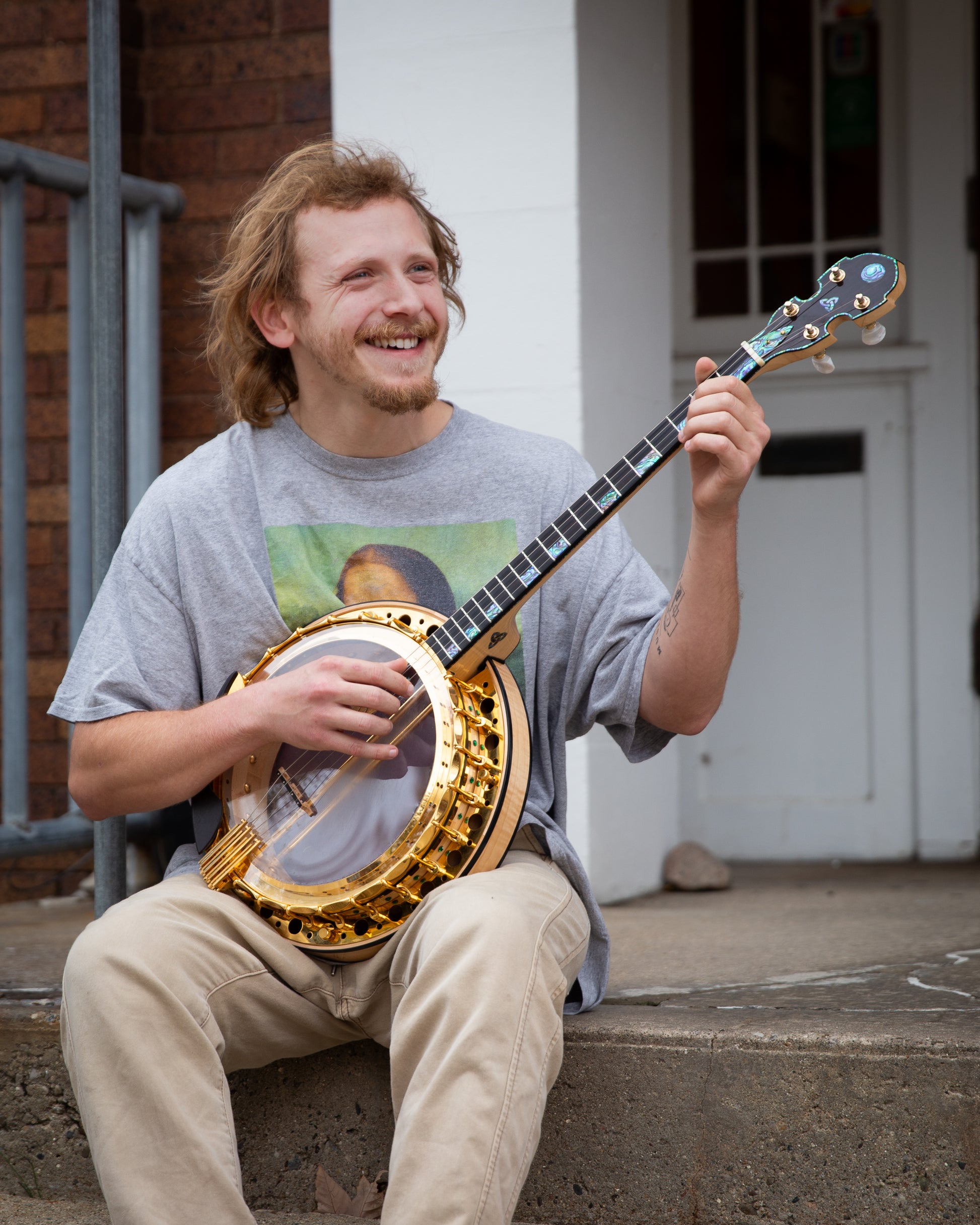 Showroom photo of Front of Emerald Labasheed Gold Irish Tenor Banjo