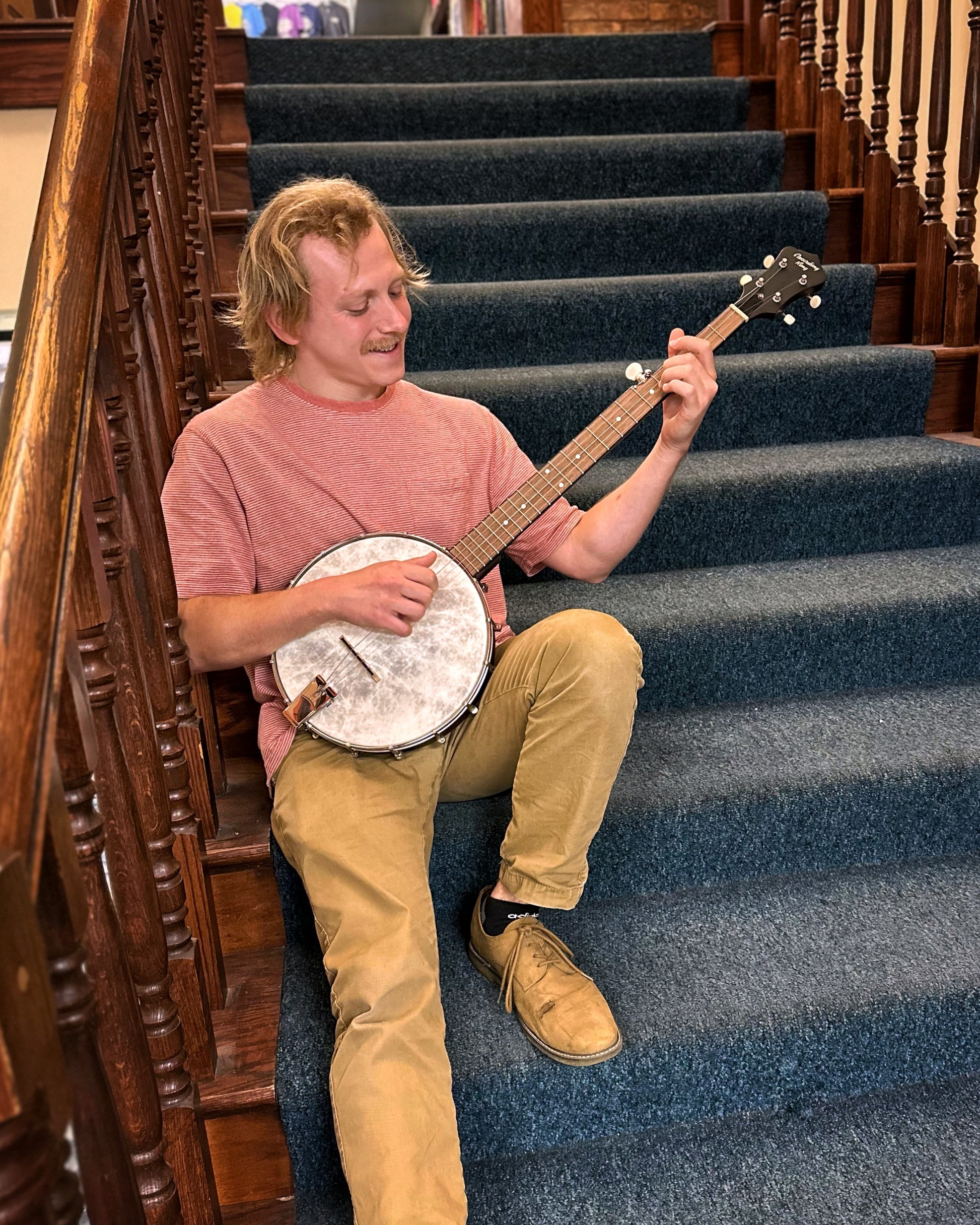 Showroom photo of Full Front and Side o fRecording King Dirty 30's Open-Back Banjo