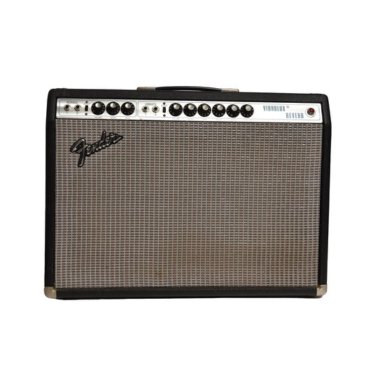 Front of Fender Vibrolux Reverb Combo Amp 