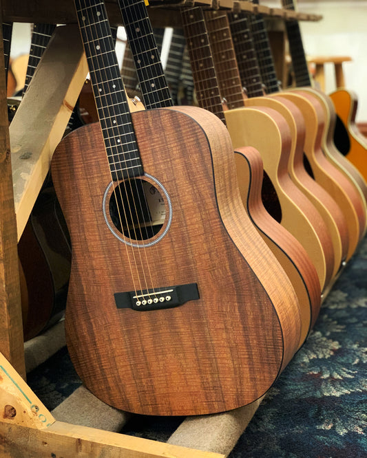 Showroom photo of DX1E-KOA