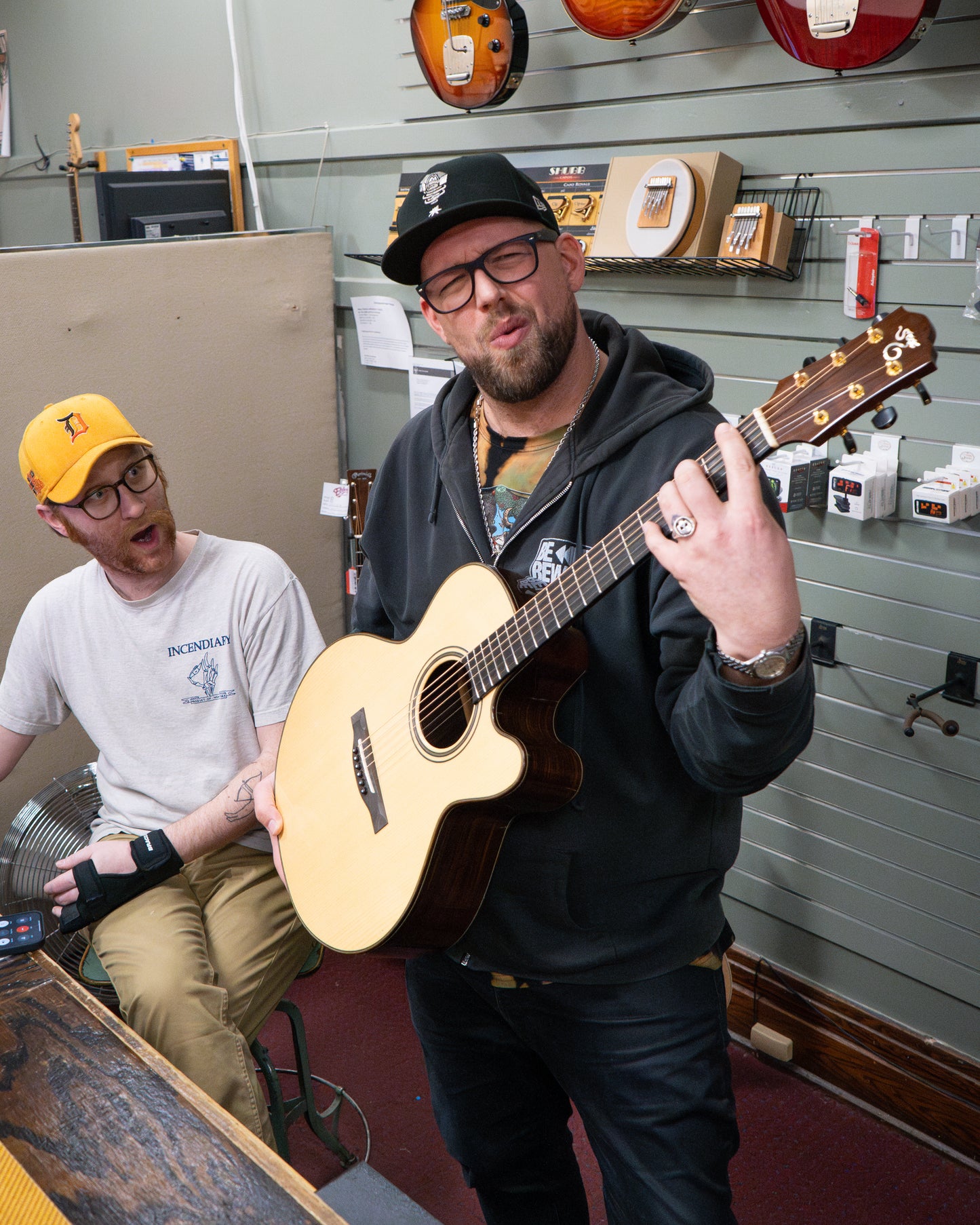 Showroom Photo of Front of Santa Cruz FS Fingerstyle Model Acoustic Guitar