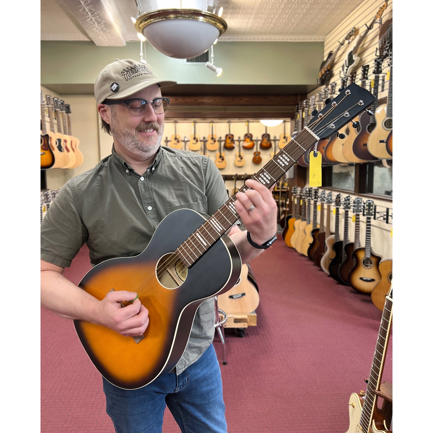 Social image of Recording King Dirty 30's Parlor Guitar, 12-Fret, True Parlor Size