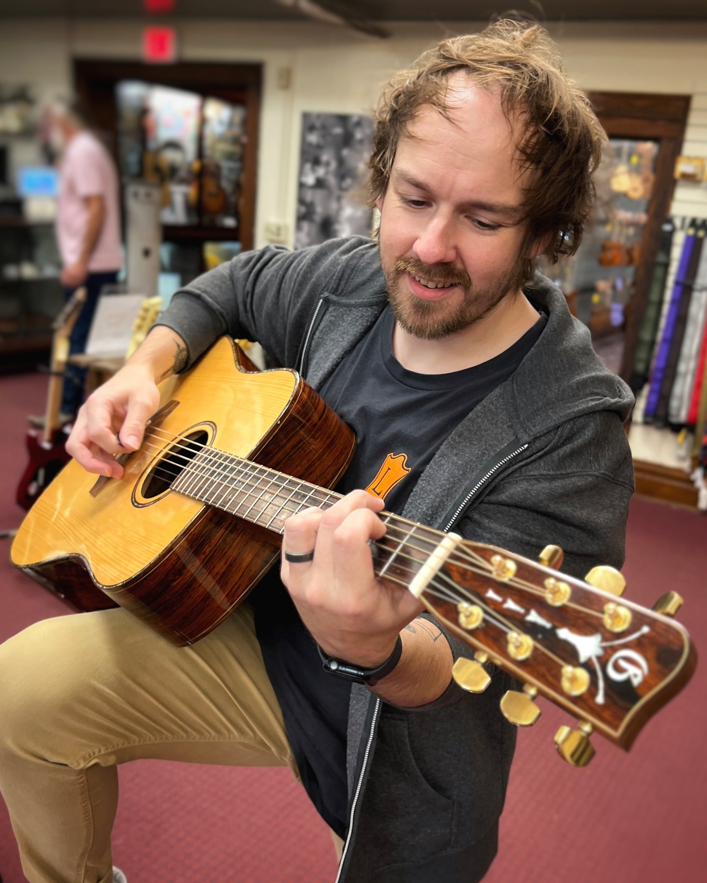 Showroom photo of Front of Gallager 76 Special Acoustic 