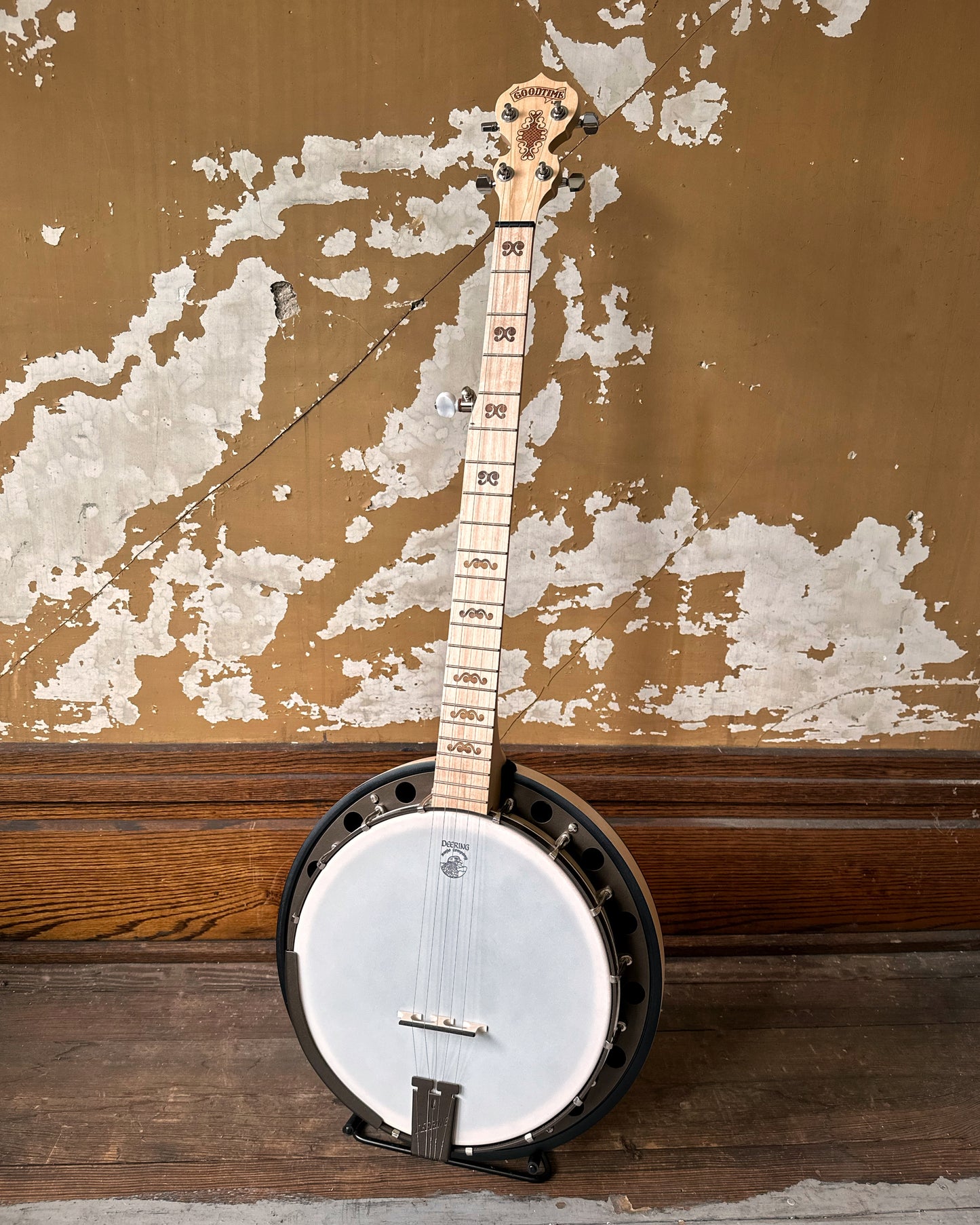 Showroom photo of Front and side of Deering Goodtime 2 Limited Edition Bronze Resonator Banjo