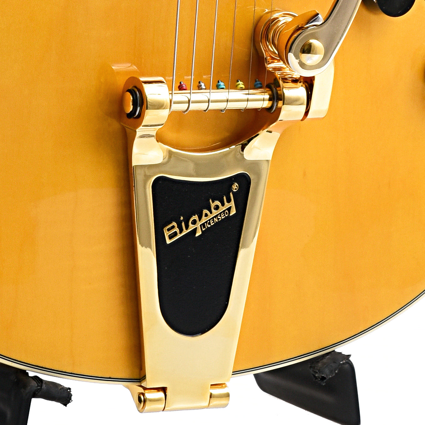 GRETSCH G2410TG Streamliner Hollow Body Single-Cut with Bigsby and Gold  Hardware Village Amber Streamliner