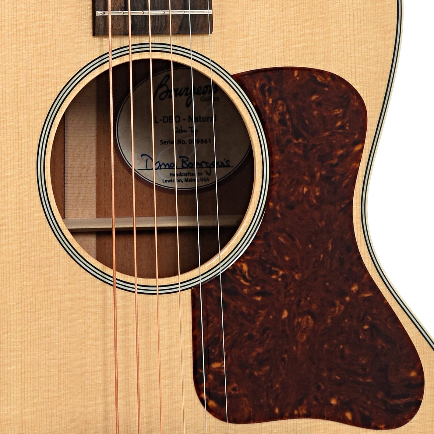 Sound hole and pickguard of Bourgeois Professional Series Natural LDB-O