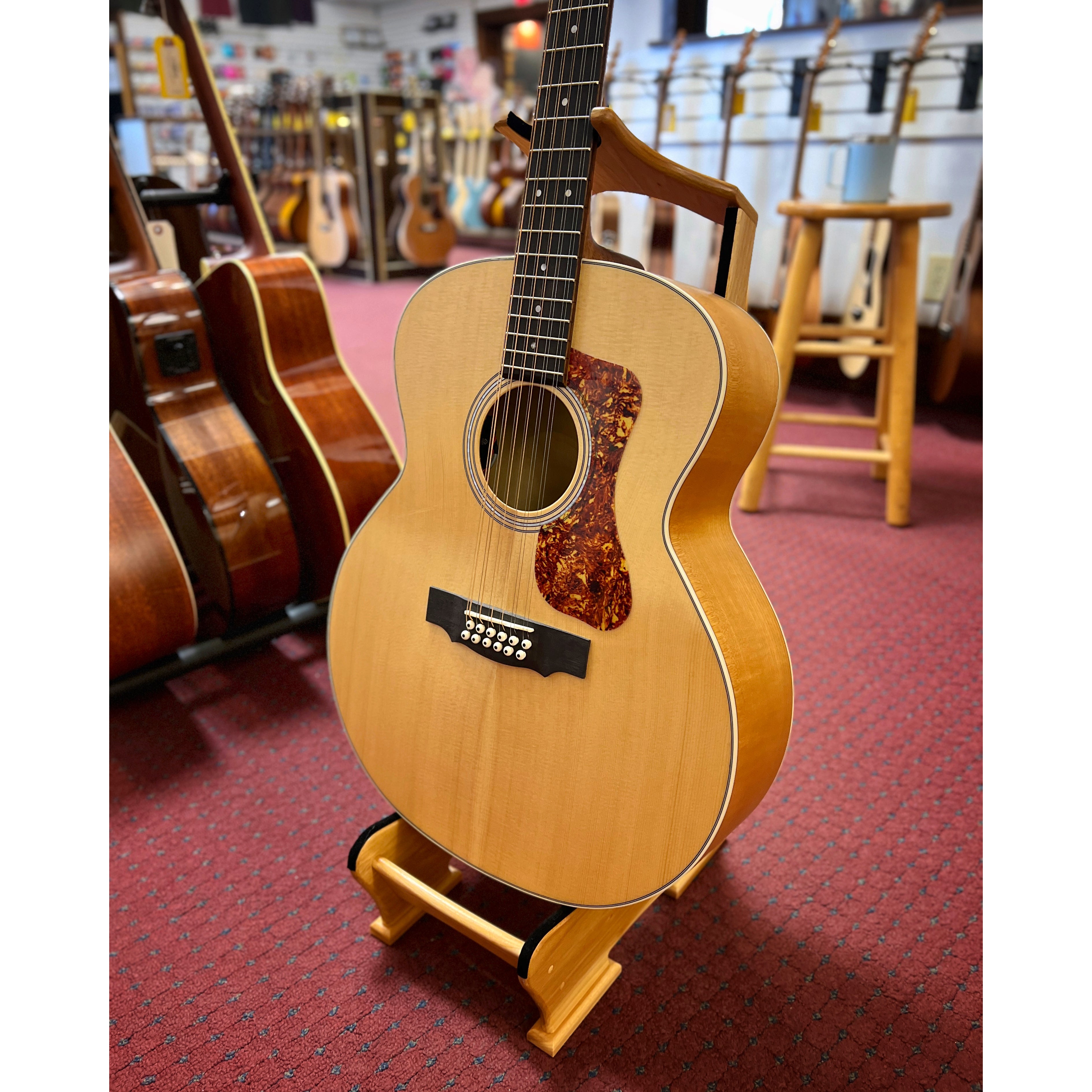 Guild Archback F-2512E Maple Acoustic 12-String Guitar – Elderly Instruments