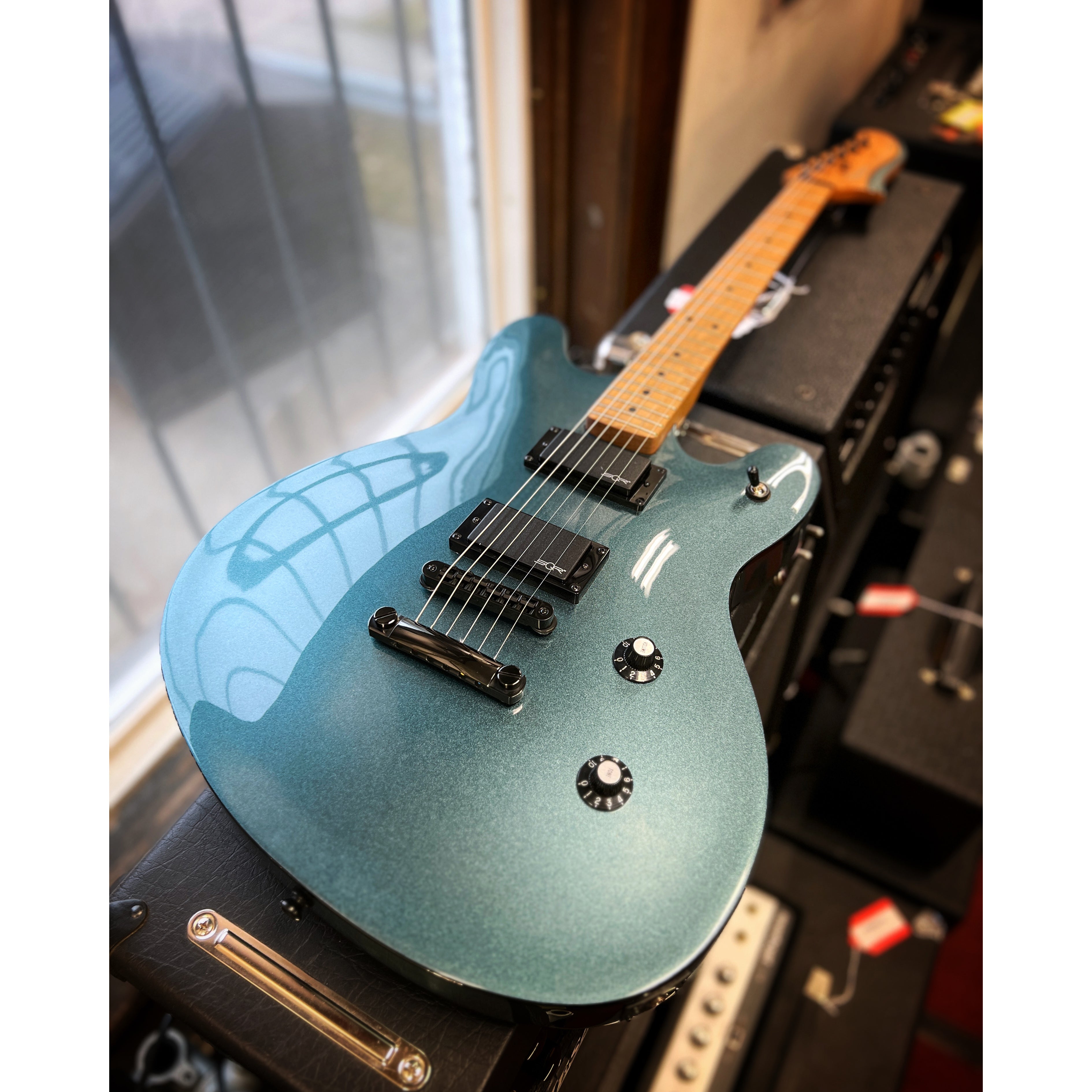 Squier contemporary on sale active starcaster