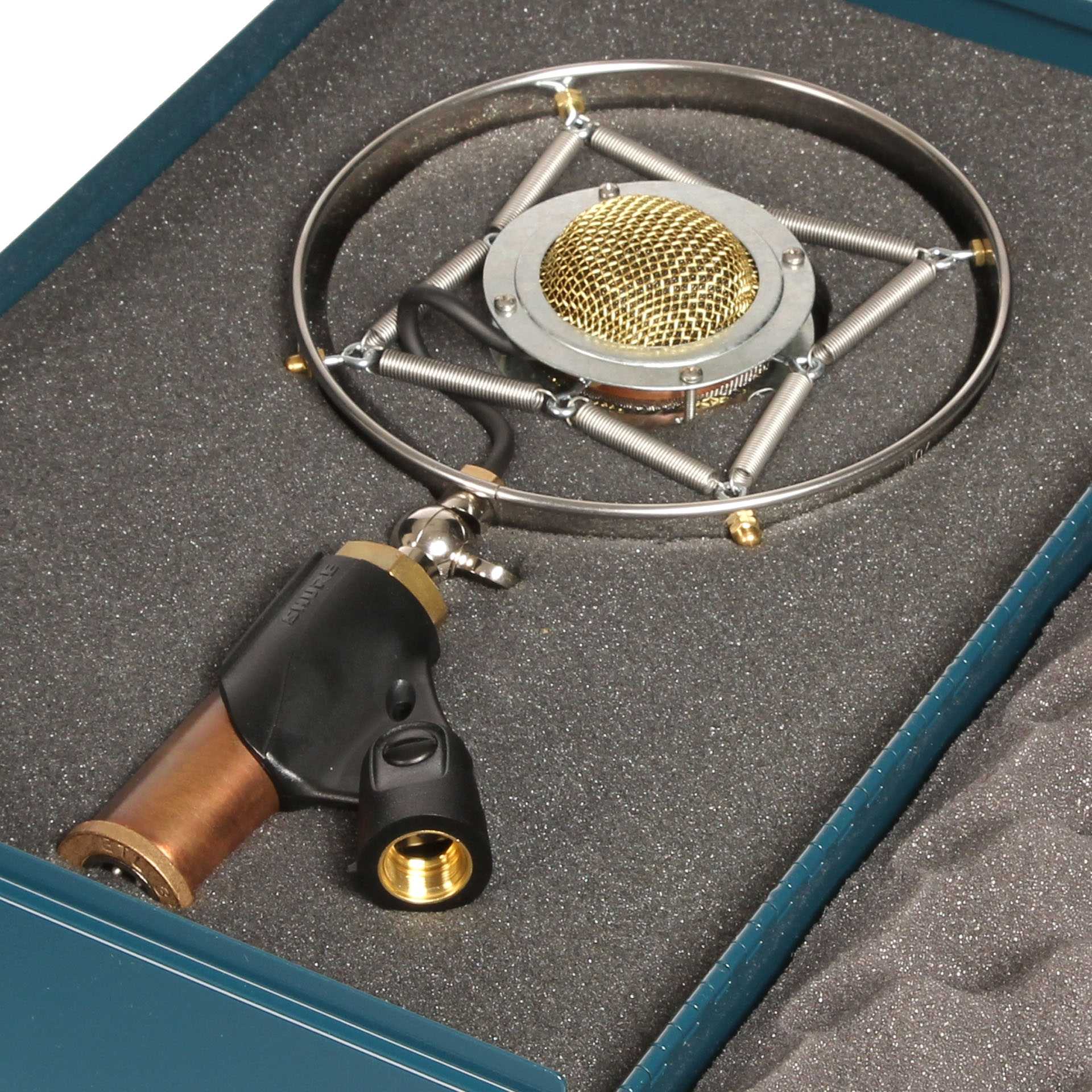 Ear Trumpet Labs Myrtle Condenser Microphone – Elderly Instruments